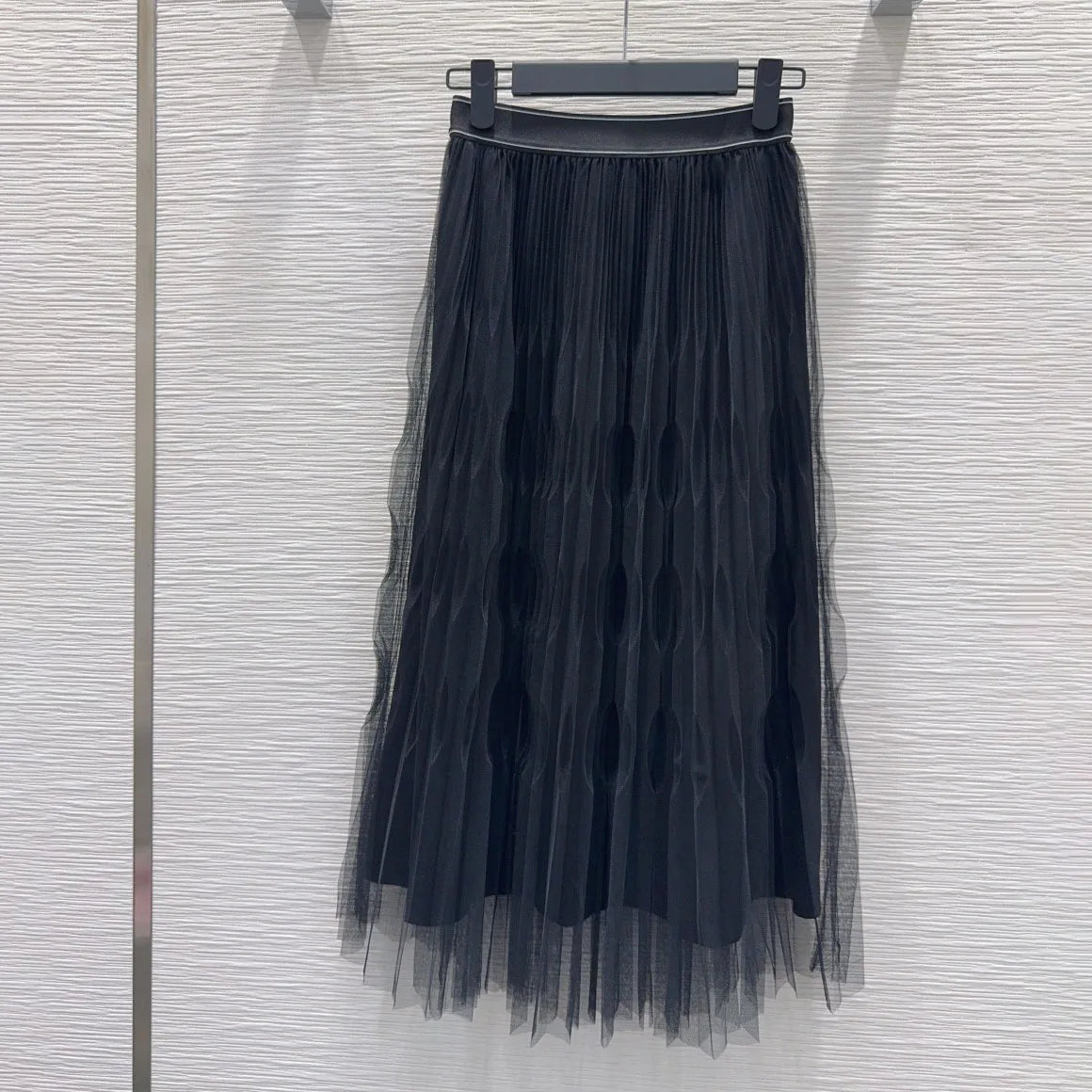 High-quality 2026 new women's fashionable solid-color half-length skirt, with multi-layer design and pleated design xy2652927